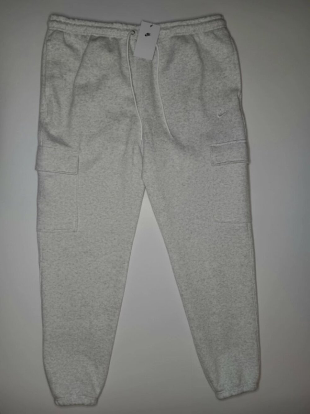 Nike Pants Men's Size XL Gray Heather Club Fleece Cargo Cuffed Jogger Sweats